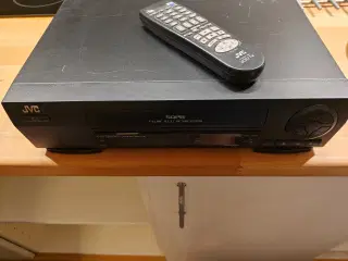 JVC VHS videomaskine