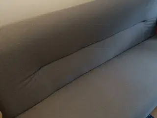 Sovesofa med opbevaring 