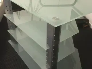 TV-bord af glas og metal