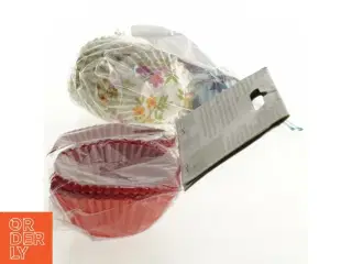 Bagetilbehør, muffinforme, chokoladeforme i papir (str. 13 cm)