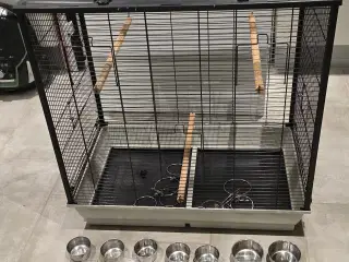 Stort Fuglebur sælges