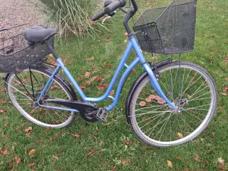 Damecykel/ børne  cykel  sælges 