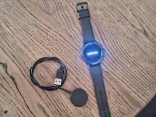Samsung Galaxy Watch 4 Classic