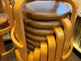 8 stk. taburetter med grå sæde