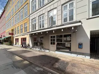 Lokaler på Vesterbrogade 118c. kld tv