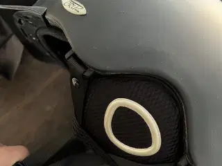 Ny hjelm fra Cruz str. L