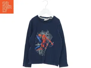 Bluse fra Marvel (str. 122 cm)