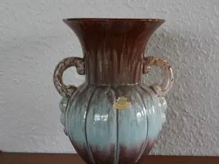 Fin vase fra Bay Keramik