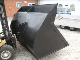 - - - kornskovl