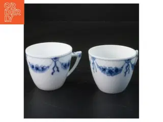 Par blå-hvide porcelænskopper fra B&G (str. 6,5 cm x 7 ø cm)