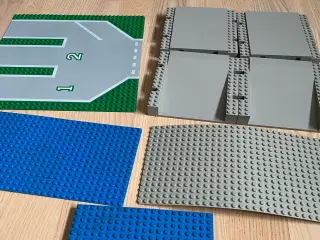 Lego ramper 4 stk og vejbane 1 stk