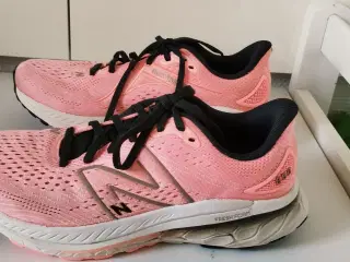 NEW BALANCE Fresh Foam X 860 V13. str. 37,5