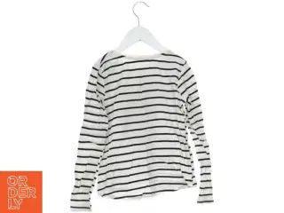Langærmet bluse med enhjørningmotiv fra H&M (str. 122)