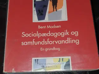 Socialpædagogik og samfundsforvandling studiebøger