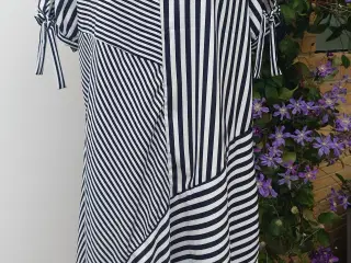 Ny New Collection kjole str xl