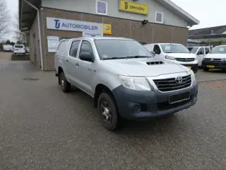 Toyota HiLux 2,5 D-4D 144 Db.Kab 4x4 T2