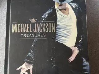 Michael Jackson treasures bog