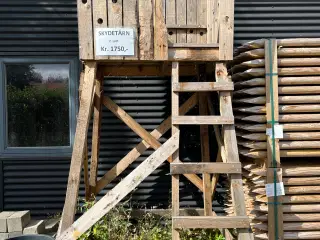 Skydetårn i træ