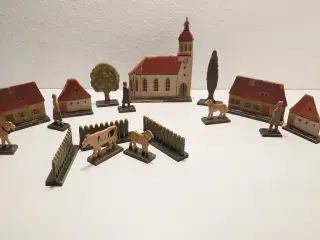 Erzgebirge:Lille miniature landsby.19 dele.Ca.1920