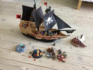 Playmobil piratskib