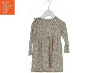 Leopardmønstret kjole til børn fra Name It (str. 86)
