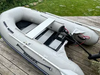 Aquaquick gummibåd med motor