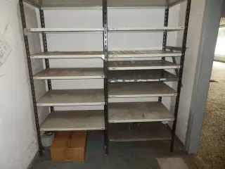 Værkstedsreol