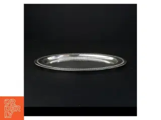 Sølvfarvet serveringsbakke (str. 31 x 18 cm)