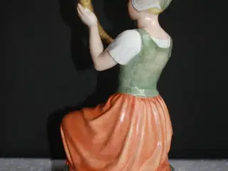 Pige med guldhorn, Royal copenhagen