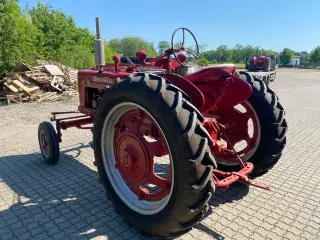 IH Farmall model H momsfri