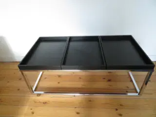 Sort Sofabord med 3 aftagelige bakker=399,-kr.