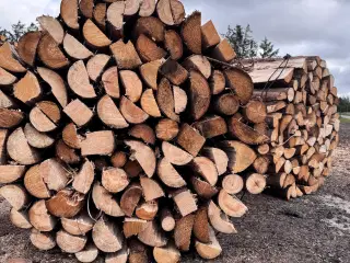 Brænde i flækket meterstykker - 1 m3 bundter