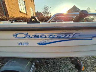 Crescent 410