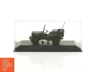 Militær Jeep Model Bil fra Pauls Model Art i ORIGINAL EMBALLAGE (str. 15 x 7 cm)