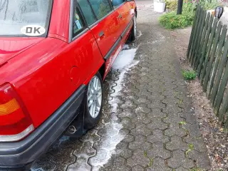 Veteran Opel Omega 