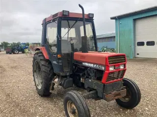 Case IH 685 XL