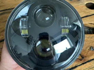 Sort LED forlygte til Harley-Davidson