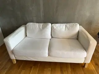 Hvid 2. personers sofa fra IKEA