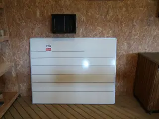 Magnettavle - 150x120 cm + 3 stk. reolkasser