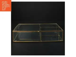 Glasvitrine med messingramme (str. 25x16 cm)