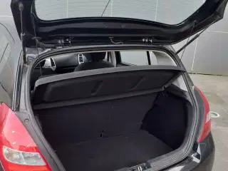 Flot Hyundai I.20..Benzin. Årg.12''