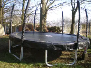 trampolin