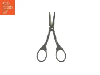 Saks fra Ukendt (str. LB: 13x6cm)