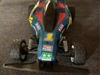 Fjernstyret tamiya avante 