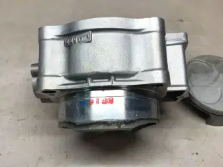 Ny cylinder og stempel til Honda CRF450R