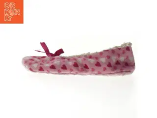 Børnesutsko med lyserøde hjerter (str. 33,5 cm)