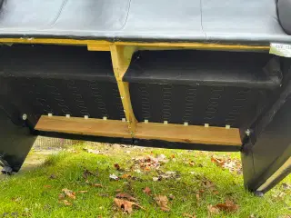 Sort læder sofa fra