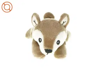 En lille hjort bamse der ligger ned