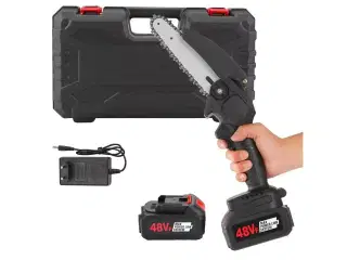 Batteri kædesav med 8" sværd.