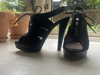 Fede heels fra Mango